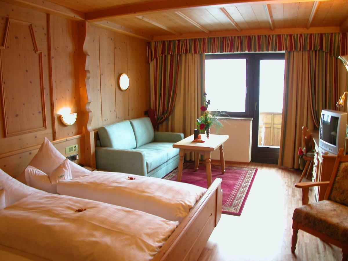 Hotel Pension Weiratherhof Wenns Dış mekan fotoğraf
